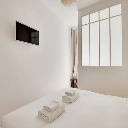 Spacious Cosy -2br 8p- Pl De La Nation Apartamento París