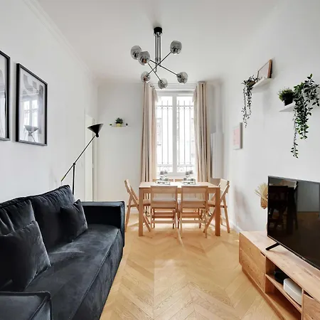 Spacious Cosy -2br 8p- Pl De La Nation Apartamento